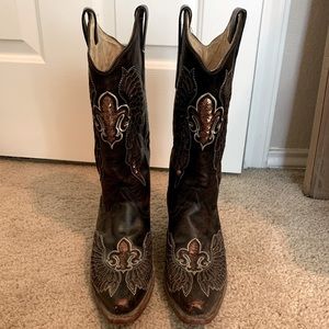 Corral Boots Size 9M. Barely worn!